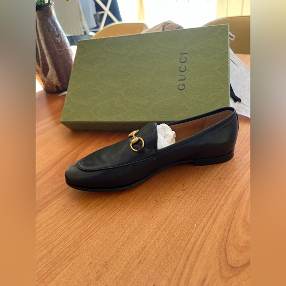 Brand new (in box) authentic women’s Gucci Jordan loafers - Picture 9 of 9